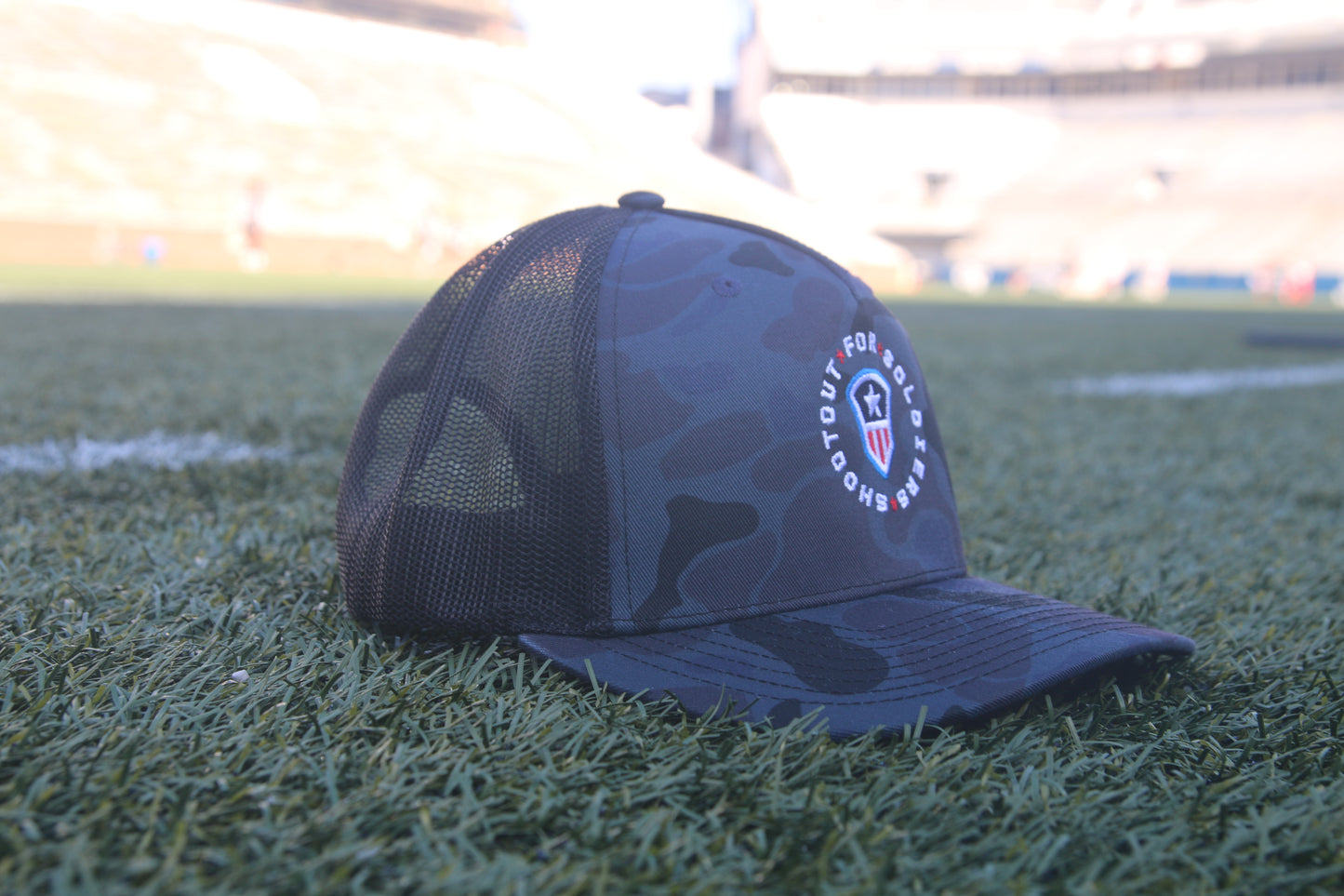 'TRUCKER' SNAPBACK HAT